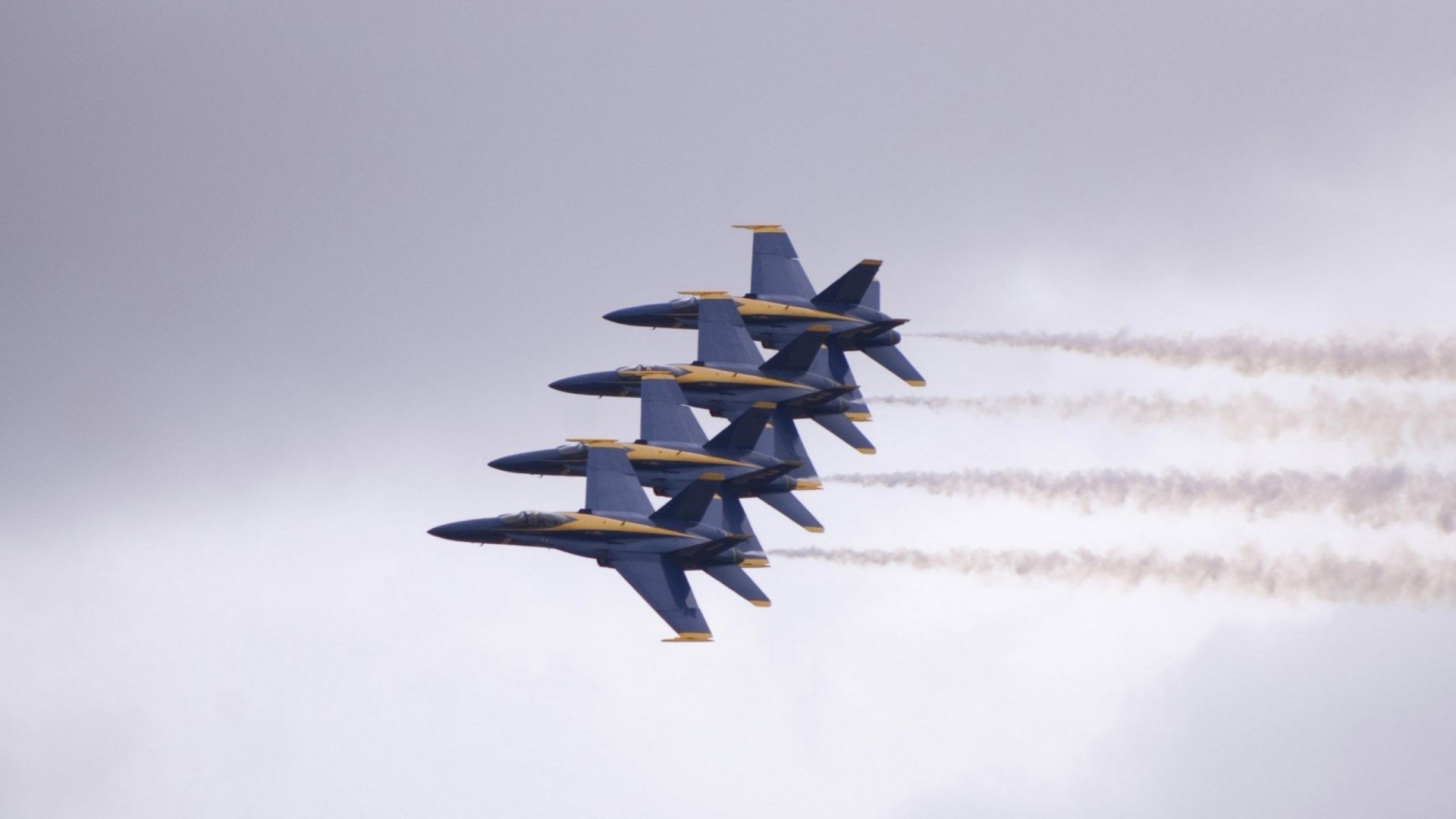 勒沃库森压迫反抢形成持续火力输出，勒沃库森首发